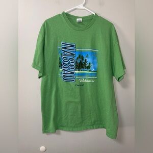 Delta pro weight Nassau Bahamas carnival cruise line tee XL green